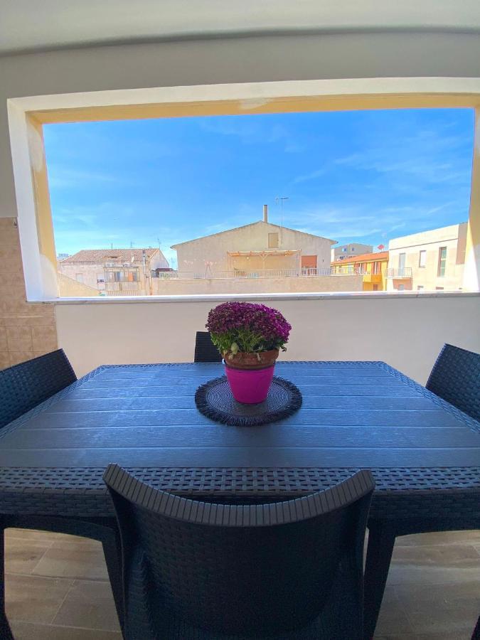 Claudio'S House Apartment Alghero Bagian luar foto