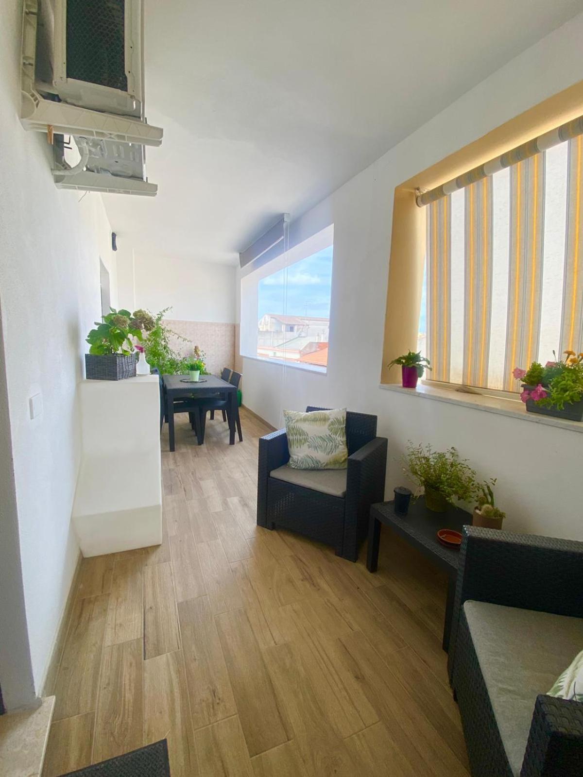 Claudio'S House Apartment Alghero Ruang foto